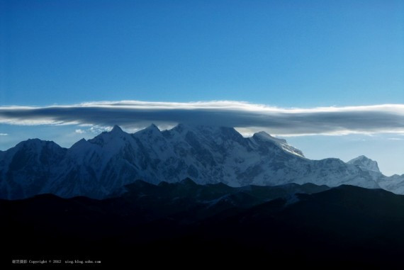 麦克马洪线旁的风景：中国最美雪峰南迦巴瓦全景象(组图)