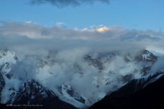 麦克马洪线旁的风景：中国最美雪峰南迦巴瓦全景象(组图)