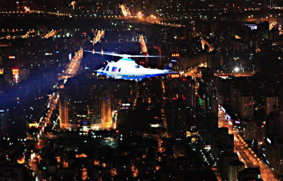 高清图：摄影家航拍传统的元宵节北京夜景