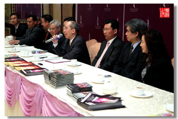 星光闪烁 丽影生辉：2012纽约华裔小姐选美大赛开锣(组图)