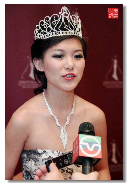 星光闪烁 丽影生辉：2012纽约华裔小姐选美大赛开锣(组图)