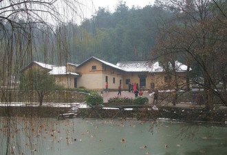毛泽东绝版影像 展示真实身前背后事