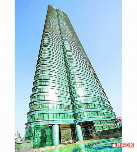 陈奕迅每月负担50万家用 声带长茧死撑不开刀(组图)