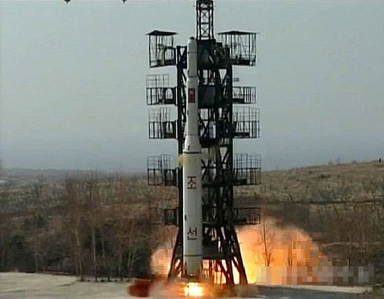 美国白宫警告朝鲜 如果发射卫星将“面临严重后果”(图)