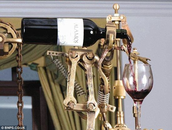 世上最炫葡萄酒开瓶器 价值数万英镑重达半吨(组图)