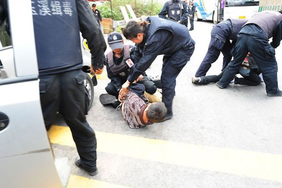 从昆明到西双版纳的一千公里:探访云南缉毒一线(高清组图)