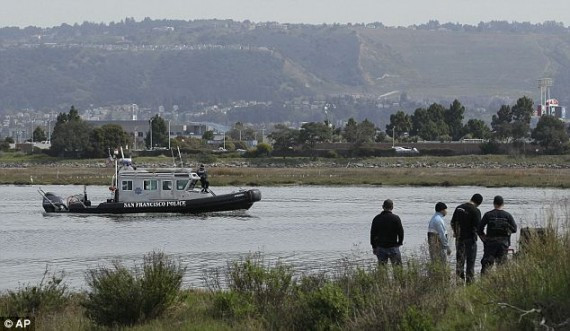 Though the suspect turned himself in, they have still not found the .45 caliber gun he used in the attack so police are now searching in the water at Martin Luther King Jr. Regional shoreline