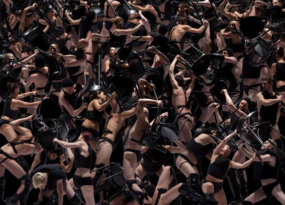 德国艺术家、摄影师打造诡异人体组合造型(多图)
