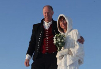 挪威著名极地探险家：在北极办婚礼