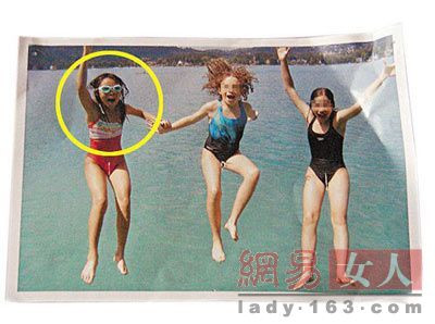 王菲之女窦靖童依偎帅哥合影 情窦初开变清纯女(多图)