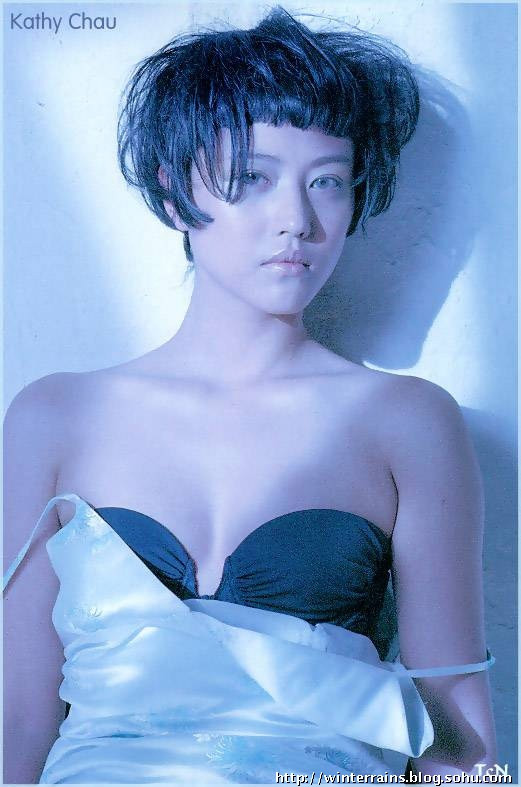 周海媚罕见日本三级写真曝光造型冷艳性感诱惑无边(组图)