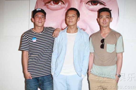 "摄影师"陈冠希吃水不忘挖井人 办艺术展强调不自拍(多图)