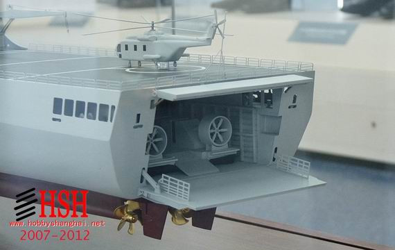 解放军2万5千吨直升机母舰曝光 火力凶猛(组图)