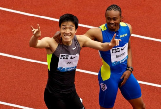 尤金赛刘翔12秒87夺冠追平世界纪录