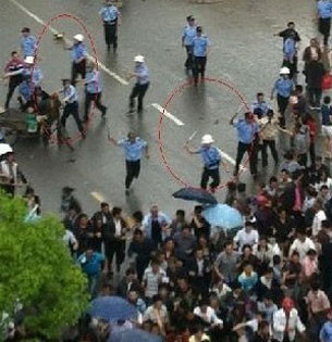 直击重庆合区风波 还在流血 周四再次爆出警民冲突(图)