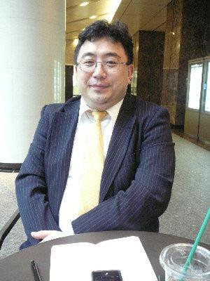 日本记者：薄熙来骂谷开来 用英文讲卷土重来 曾有新女友(图)