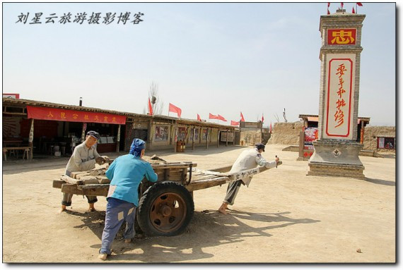 不能忘却的伤痛：穿越时空再现文化大革命场景实拍(组图)