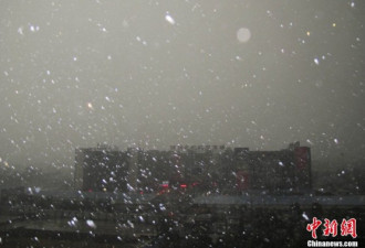 六四前夕北京雷雨大冰雹 白昼如黑夜
