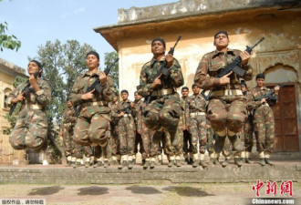 高清图：印度建女子突击队保护高官