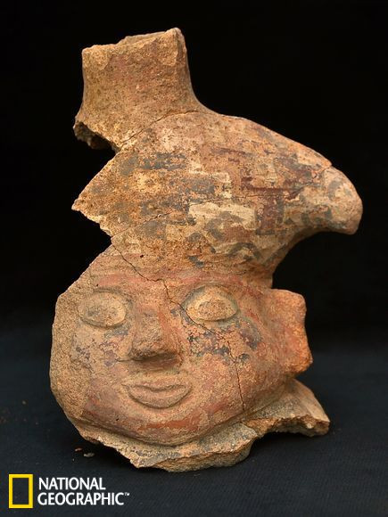 秘鲁发现古文明墓葬：遗骸与木乃伊呈婴儿姿势摆放(组图)