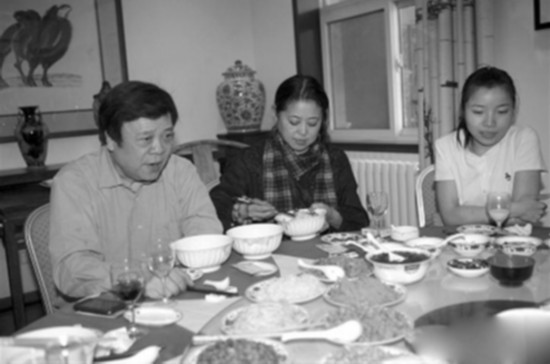实拍国内电视节目主持人赵忠祥5亿豪宅内外景(组图)