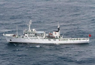 中国渔政船回击日警告要求日船离开