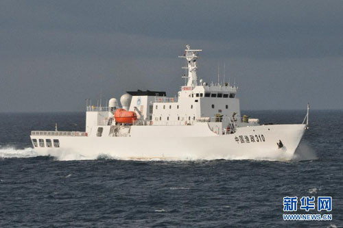 南沙访中国最先进渔政船310船：水炮是主力武器(多图)