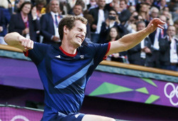 英国穆雷战胜费德勒夺网球男单冠军