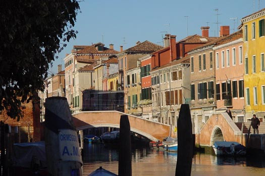 venetian-canals01