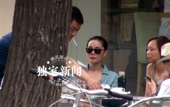 王菲携夫会友显女王范 李亚鹏结婚靠经商7年难养家(组图)