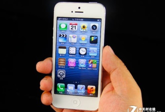 iPhone5变长屏幕新体验 卡槽更小更薄