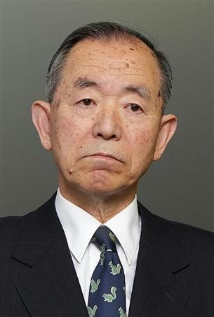 日本驻华大使丹羽宇一郎北京遇袭 国旗被夺走