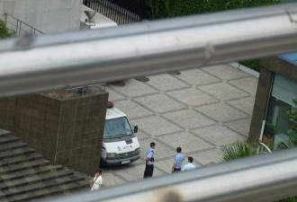 王立军案秘密开庭: 成都中院重警戒备