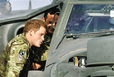 哈里王子抵达阿富汗英军基地
