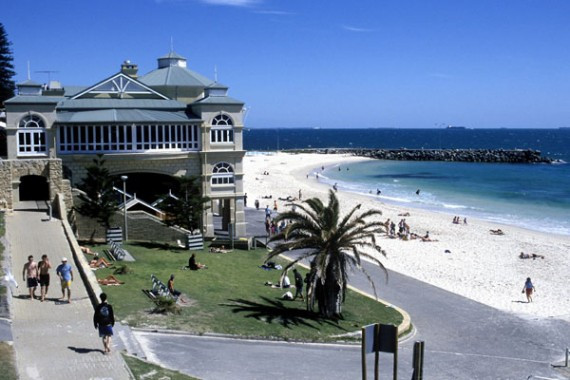 wa-perth-cottesloe-beach_jpg_2092326501