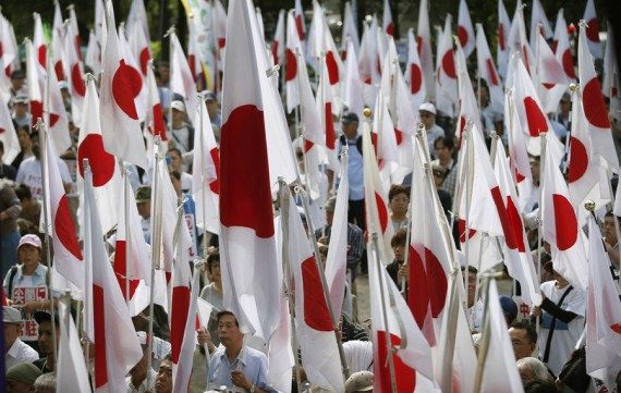 现场直击：日本右翼团体举行数百人规模反华游行(高清组图)