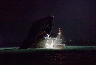 香港南丫岛重大撞船事故救援现场图集