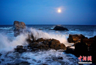 月是中秋明— 图览中国各地美丽月景