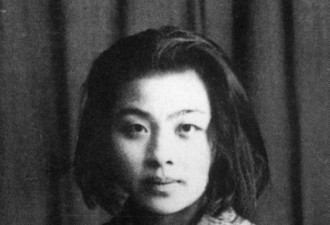 毛泽东最欣赏的女作家丁玲被批斗照
