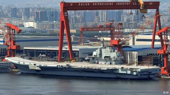 专家：中国首艘航母实际意义不大 无法参与对美对日作战