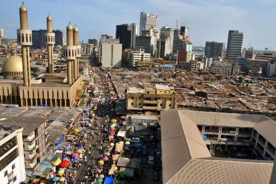 Vor den Wahlen in Nigeria - Blick auf Lagos