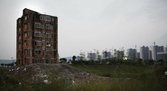 深圳北站"钉子户"拒绝2000万赔款不搬迁：我只要房子(组图)