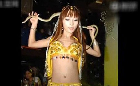 疑某女星变性手术过程曝光 揭变性艺人的辛酸往事(组图)