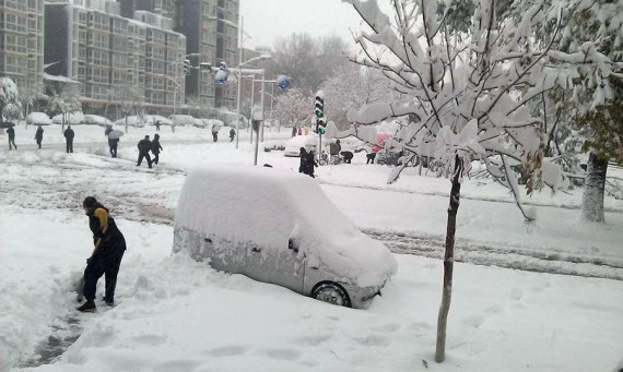 日本游客因暴雪被困河北 3人遇难1人生还(组图)