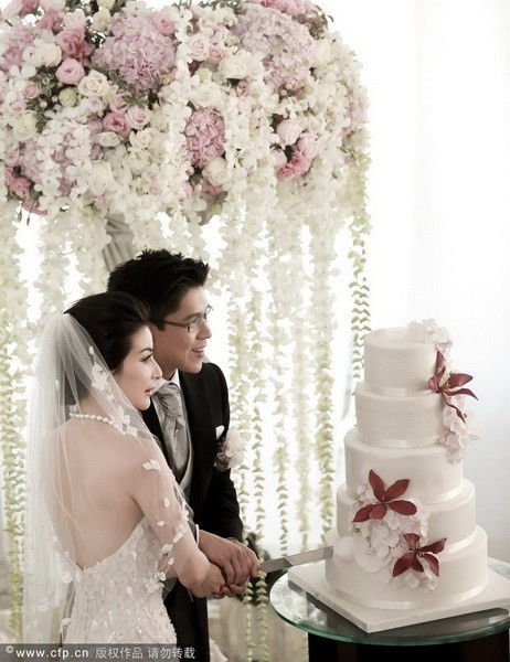 晶刚南沙婚宴主打中式牌 18日夫妻将"回门"保定(组图)