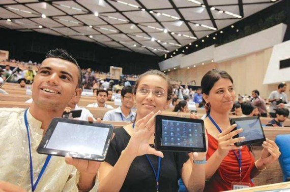 Increasing-international-interests-in-Aakash-tablet