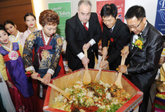 第21届“孟尝之夜” 米饭香中拉开序幕