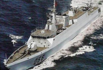 中国新型战舰测试 开足马力海上狂飙