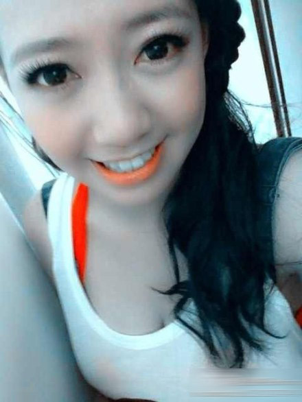 焦恩俊大女儿焦曼婷私房照网络曝光(组图)