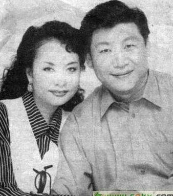 习近平与彭丽媛约法三章:我是中共党员 你可不许走穴